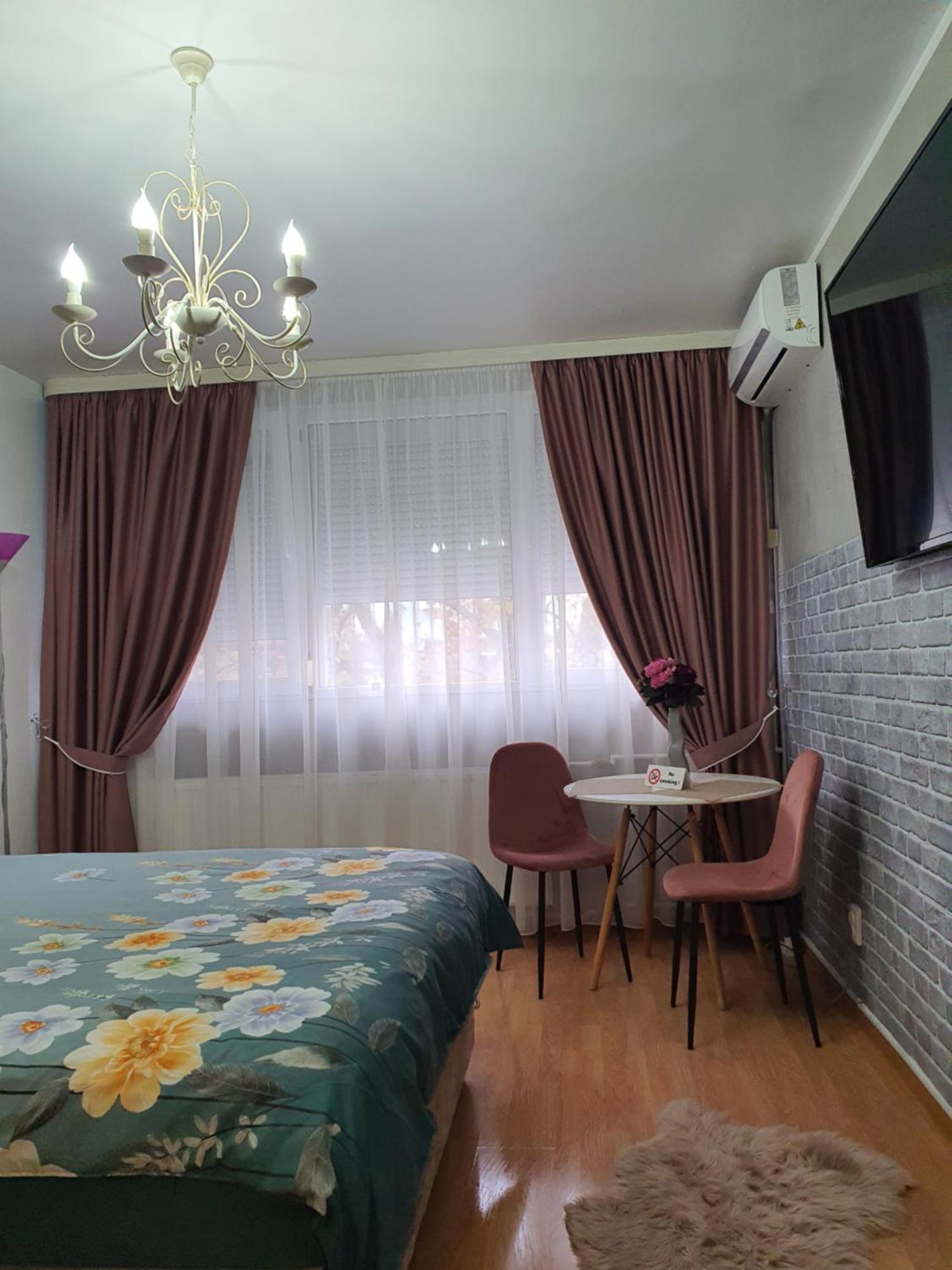Chic Apartment- Place To Remember Galati  Exterior photo